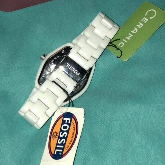 Brand New Fossil Watch - Picture 4 of 6